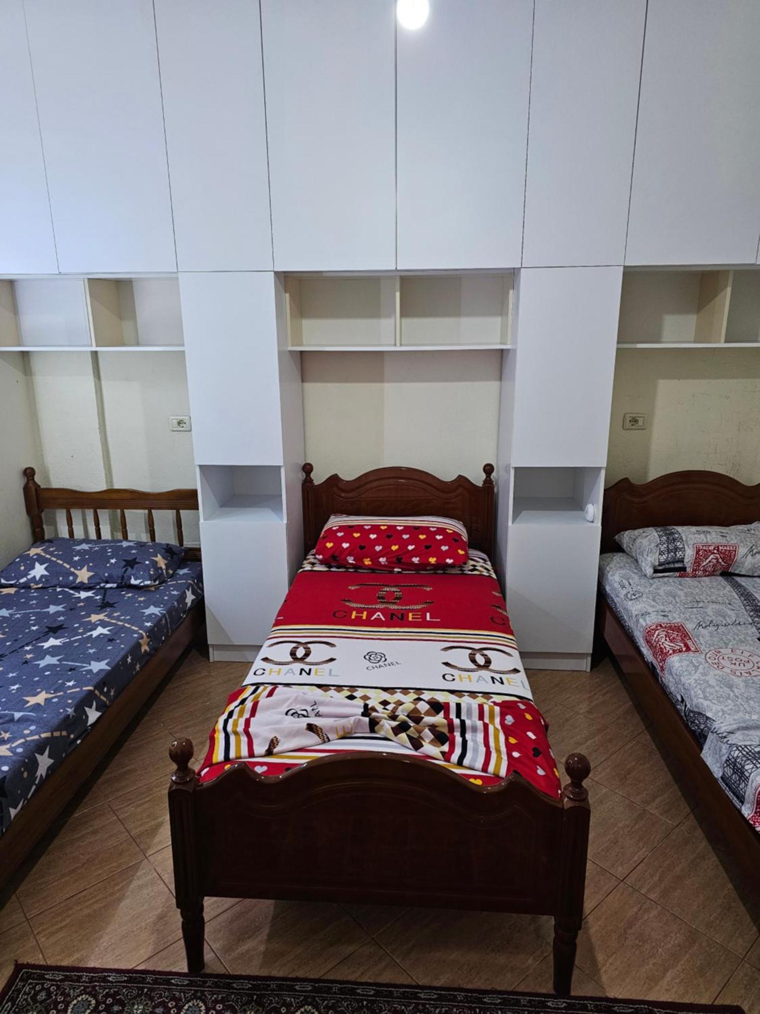 Geljus Apartment Тирана Екстериор снимка